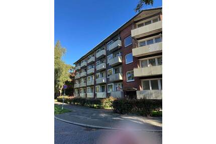 Schöne helle 2 Zimmer-Wohnung mit 2 Balkonen sucht Nachmieter! Ideal auch für Wohngemeinschaften! Frei ab sofort! - Wilhelmshaven Innenstadt