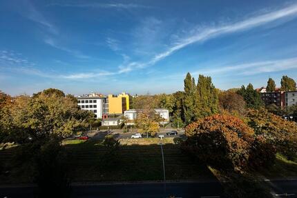 Bezugs- und Provisionsfrei: Renovierter 3-Zimmer-Altbau - Berlin Mitte