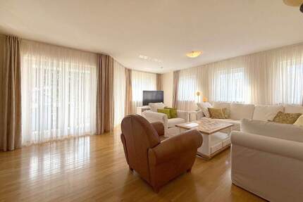 Raum trifft Stil - 398.000,00&nbsp;EUR Kaufpreis, ca.&nbsp; 162,00&nbsp;m&sup2;&nbsp;Wohnfl&auml;che in Rosbach vor der Höhe (PLZ: 61191) Nieder-Rosbach