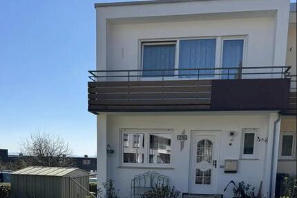 Reiheneckhaus von Privat in Herrenberg - Brahmsstraße