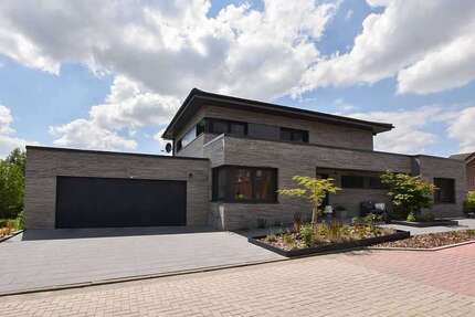 Haus zum Kaufen in Hagen am Teutoburger Wald 1.900.000,00 € 250 m²