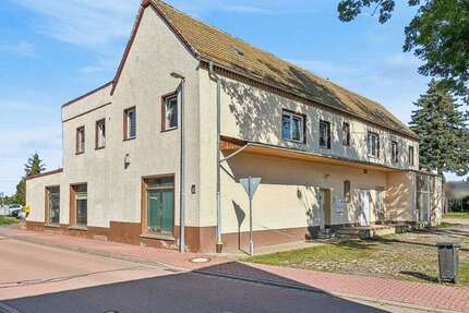 Haus zum Kaufen in Braunsbedra 149.273,00 € 218 m²