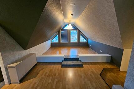 Dachgeschosswohnung in Langenberg - Rheda-Wiedenbrück