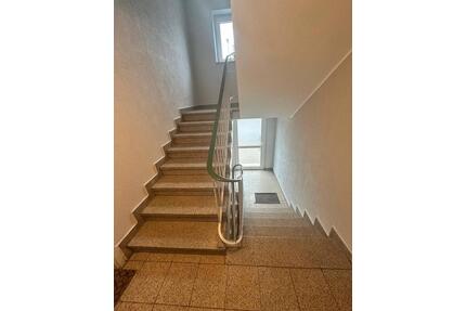 2 Wohnungen zu Verkaufen - 290.000,00&nbsp;EUR Kaufpreis, ca.&nbsp; 130,00&nbsp;m&sup2; in Essen (PLZ: 45326) Stadtbezirk V