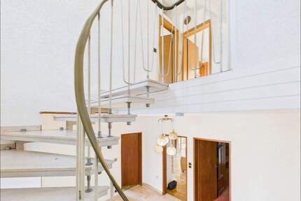 Familienhaus mit viel Platz zur Entfaltung in ruhiger Lage in Strietwald - Aschaffenburg / Strietwald