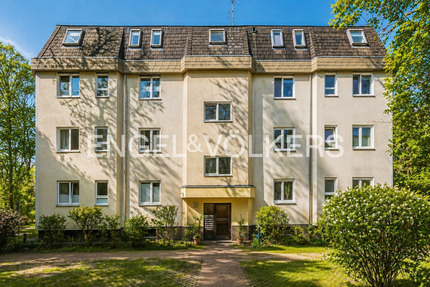 Attraktive 2-Zimmer-Wohnung mit Süd-West-Balkon in begehrter Lage von Berlin-Nikolassee