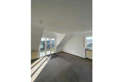 3 Zimmer Dachgeschoss Wohnung 70 m2 - Mainburg