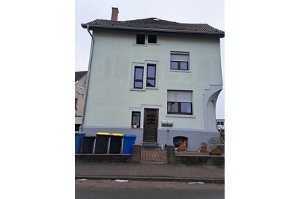 Mehrfamilienhaus - 450.000,00&nbsp;EUR Kaufpreis, ca.&nbsp; 185,00&nbsp;m&sup2; in Trossingen (PLZ: 78647)