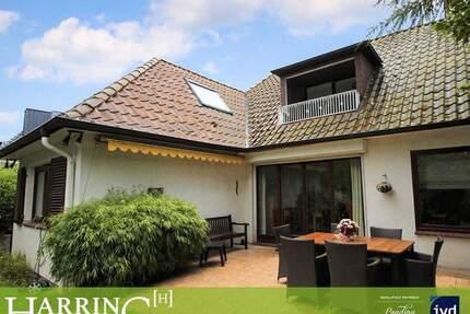 Wohnen mit Charme: Einfamilienhaus in kleiner Seitenstraße - Großhansdorf