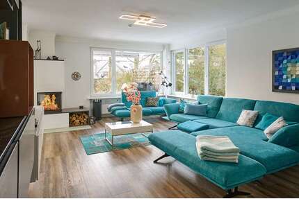 Haus zum Kaufen in Reinbek 950.000,00 € 231 m²