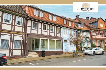 Haus zum Kaufen in Bad Salzdetfurth 220.000,00 € 290 m²