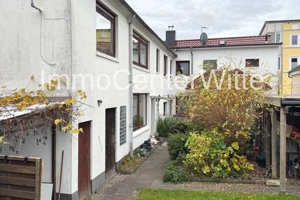 Haus zum Kaufen in Pinneberg 580.000,00 € 264 m²