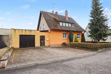 Haus zum Kaufen in Singen 349.000,00 € 107.85 m²