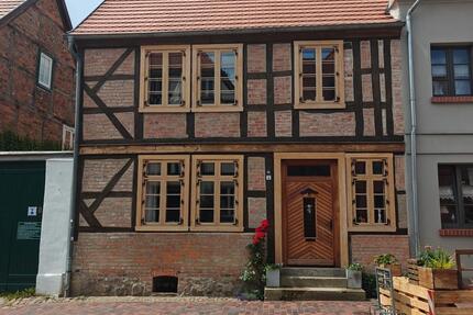 Fachwerk-Haus in der Altstadt von Plau am See