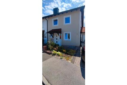 Gepflegte Doppelhaushälfte mit Wintergarten und Garage - Simbach am Inn
