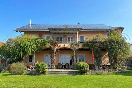 Haus zum Kaufen in Grattersdorf 2.770.000,00 € 466 m²