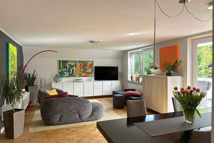 schöne 4-Zimmer-Wohnung mit großem Balkon und Garage in Bochum-Linden