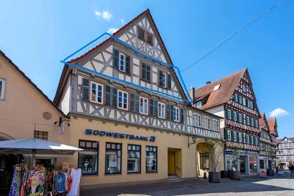 Charmante 2-Zimmer-DG-Wohnung in Schorndorf Fußgängerzone