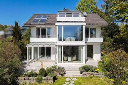 Haus zum Kaufen in Tutzing 2.850.000,00 € 313 m²