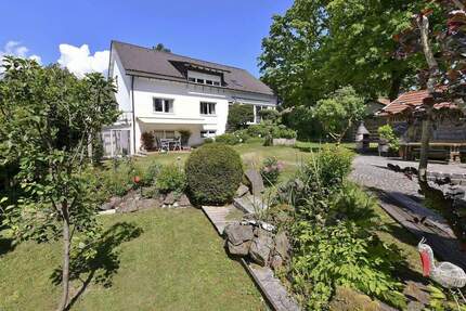 Wohnen mit Weitblick - großzügiges Anwesen mit bis zu drei Wohneinheiten - Landshut Achdorf