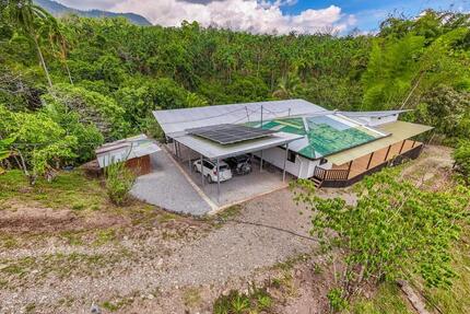 Costa Rica: Nachhaltige Farm mit Obstanbau und Pool in Naturidylle - Leipzig Südost