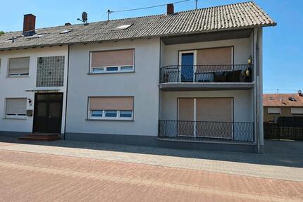 Exklusives Mehrgenerationenhaus in Heusweiler-Holz