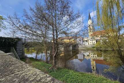 Haus zum Kaufen in Vilshofen an der Donau 365.000,00 € 194.7 m²