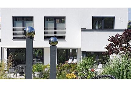 Neuwertiges Traumhaus nähe Regensburg zu verkaufen - Regenstauf