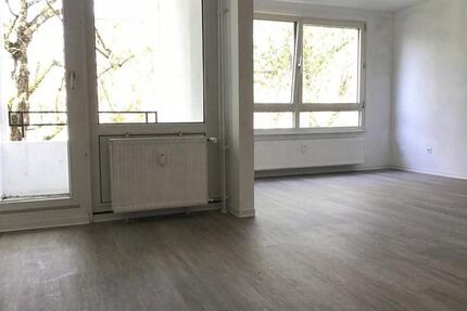 Für Ihre Familie: geräumige 3-Zimmer-Wohnung mit Balkon und Blick ins Grüne! - Essen Stadtbezirk VII