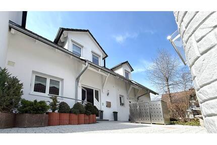 Top gepflegtes Reihenmittelhaus mit Doppelgarage in VS-Villingen - Villingen-Schwenningen