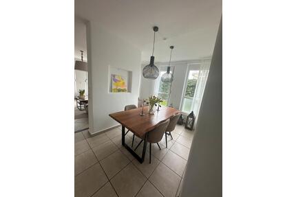 Doppelhaushälfte mit Garten in ruhiger Siedlungslage - Wiesentheid