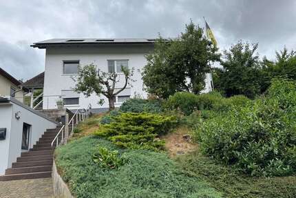 Haus zum Mieten in Bad Hersfeld 2.250,00 € 210 m²