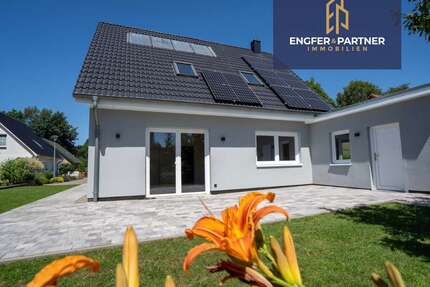 Haus zum Kaufen in Rostock Brinckmansdorf 629.000,00 € 108 m² - Rostock / Brinckmansdorf