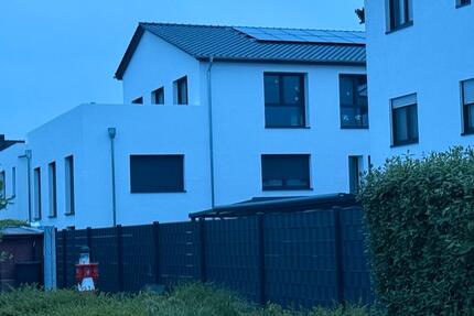 Moderne 3-Zimmer-Wohnung (ca. 104 m²) - Langenhagen Engelbostel