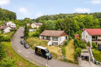 Haus zum Kaufen in Hartenstein 379.000,00 € 177 m²