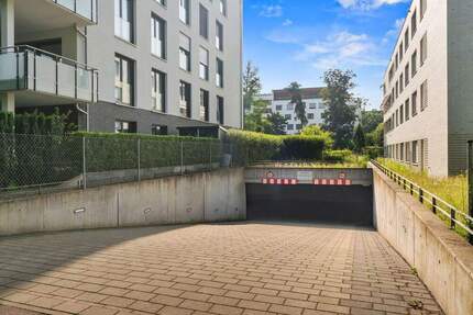 2 exklusive Tiefgaragenstellplätze in Premiumlage in 79104 Freiburg-Neuburg - Freiburg im Breisgau / Neuburg