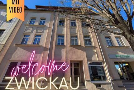 ++ charmante, stilvolle 1,5-Raum-Wohnung in Zwickau - schickes Tageslichtbad mit Wanne ++
