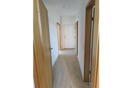 3 Zimmer + Küche + Bad in 39397 Schwanebeck KM 390 € - Gröningen