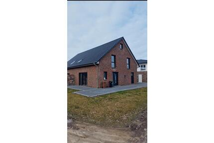 Doppelhaushälfte zu verkaufen - 375.000,00&nbsp;EUR Kaufpreis, ca.&nbsp; 125,00&nbsp;m&sup2; in Fredenbeck (PLZ: 21717)