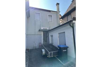 Haus zum Kaufen in Lauffen 118.000,00 € 77.21 m²