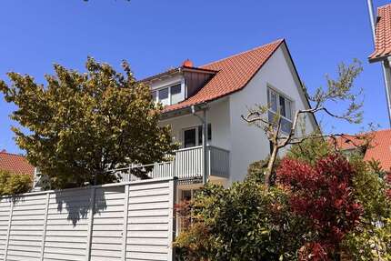 Haus zum Kaufen in Kirchzarten 1.150.000,00 € 145 m²
