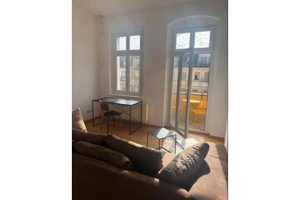 Großes WG Zimmer mit eigenem Balkon fast direkt am Boxi - Berlin Friedrichshain-Kreuzberg