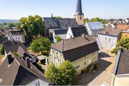 Haus zum Kaufen in Schwerte 599.000,00 € 260 m²
