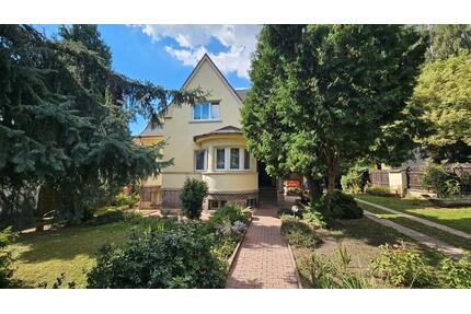 Einfamilienhaus mit Garten und Doppelgarage in Leitmeritz - CZ - Bad Schandau