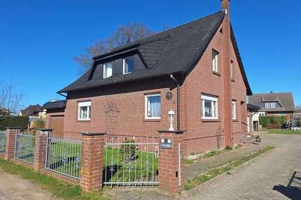 Haus zum Kaufen in Loissin 385.000,00 € 130.29 m²