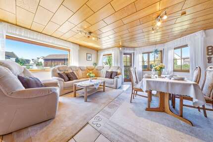 Haus zum Kaufen in Jettingen 729.000,00 € 166 m²