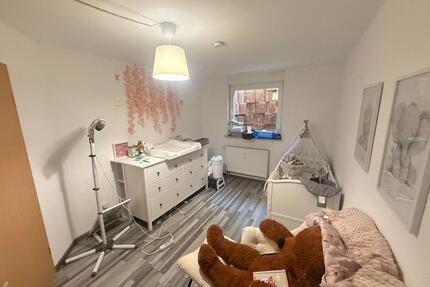3 Zimmer im UG - 1.000,00&nbsp;EUR Kaltmiete, ca.&nbsp; 90,00&nbsp;m&sup2; in Neudenau (PLZ: 74861)