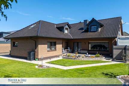Haus zum Kaufen in Oldenburg 550.000,00 € 208.52 m²