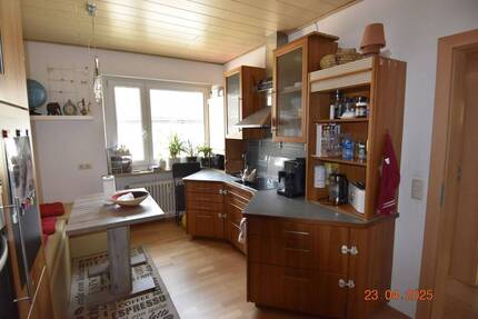 Attraktive 3-Zimmer-Eigentumswohnung in Burgfarrnbach - Fürth