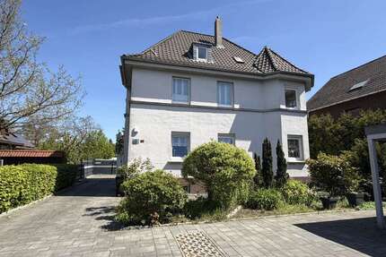 Haus zum Kaufen in Peine 389.000,00 € 200 m²